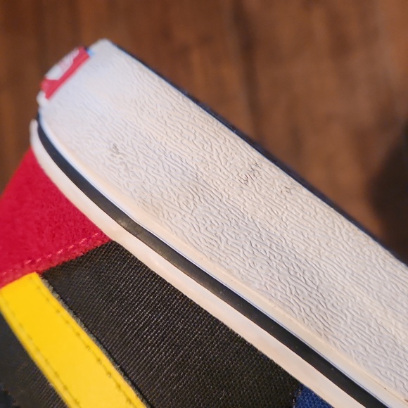 Women Vans - Picture 11 of 13